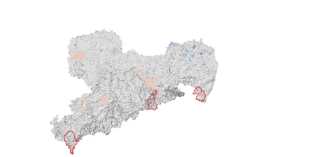 Reliefkarte von Sachsen überlagert mit den drei Testregionen im Vogtland, Osterzgebirge und in der der Lausitz