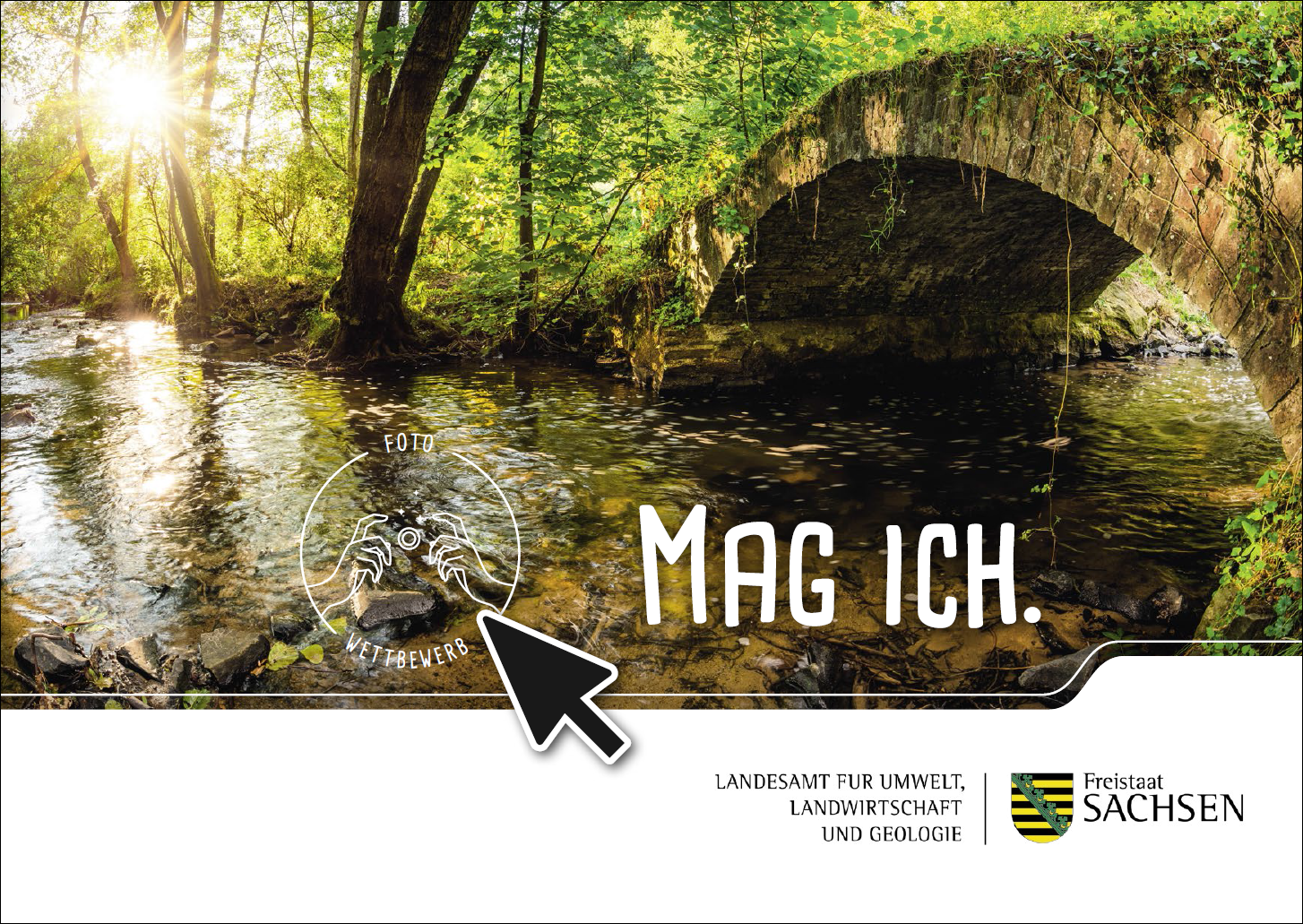 Postkartenmotiv: Schattiger Bach mit alter Brücke